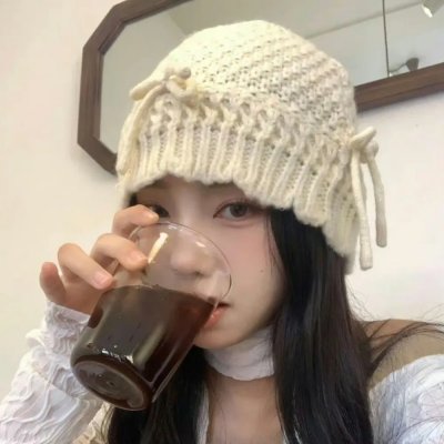 顽皮豹在树林里